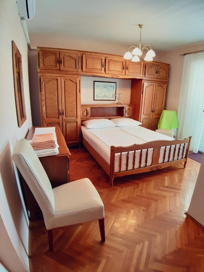 Bed and Breakfast F• R• I• E• N• D• S• Novalja Zewnętrze zdjęcie