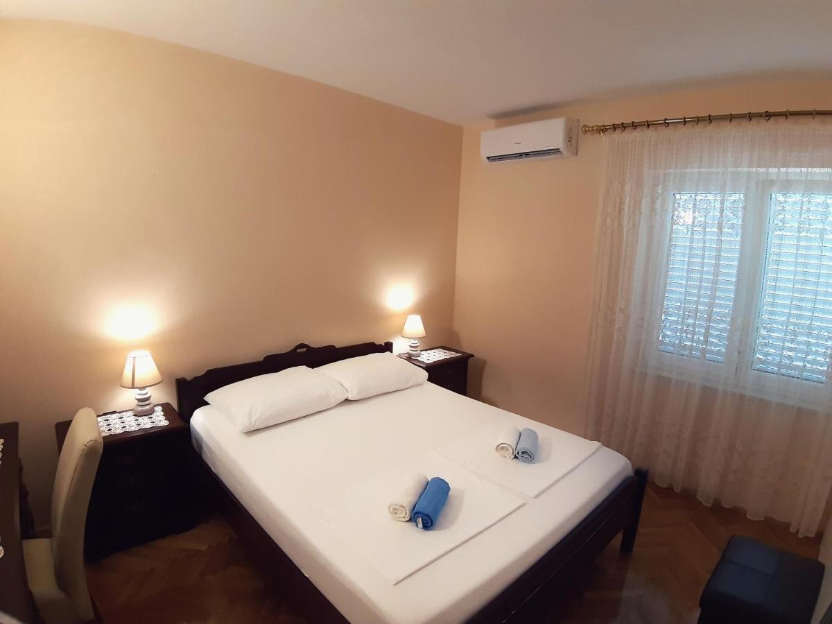 Bed and Breakfast F• R• I• E• N• D• S• Novalja Zewnętrze zdjęcie
