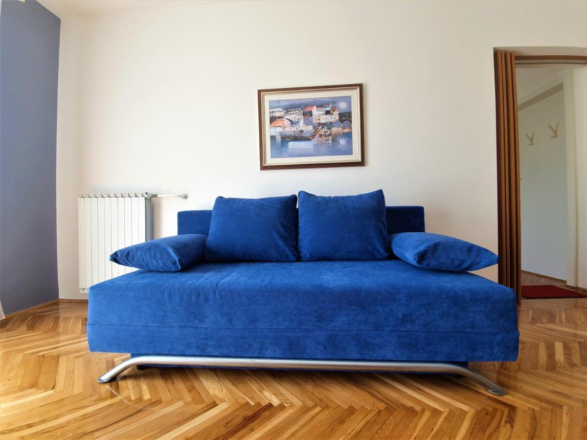Bed and Breakfast F• R• I• E• N• D• S• Novalja Zewnętrze zdjęcie